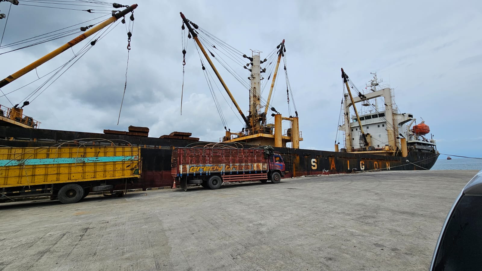 Gallery Alfatih Shipping